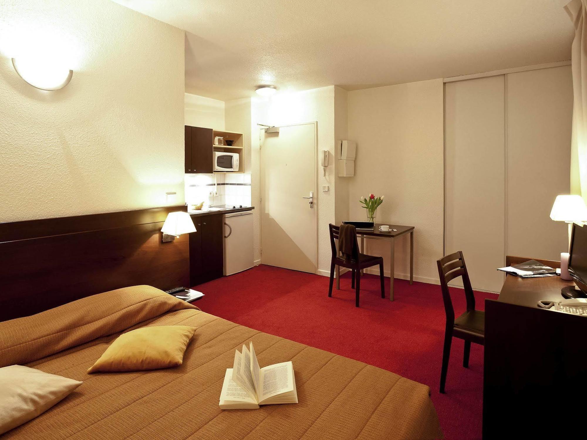 Aparthotel Adagio Access Lille Vauban Esterno foto